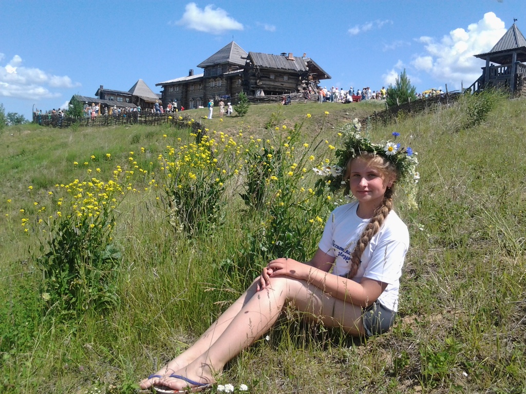 Хажилова Анастасия.jpg Хажилова Анастасия.jpg