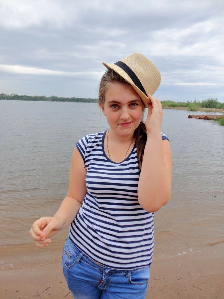 Свиридова Александра 15 лет.jpg Свиридова Александра 15 лет.jpg